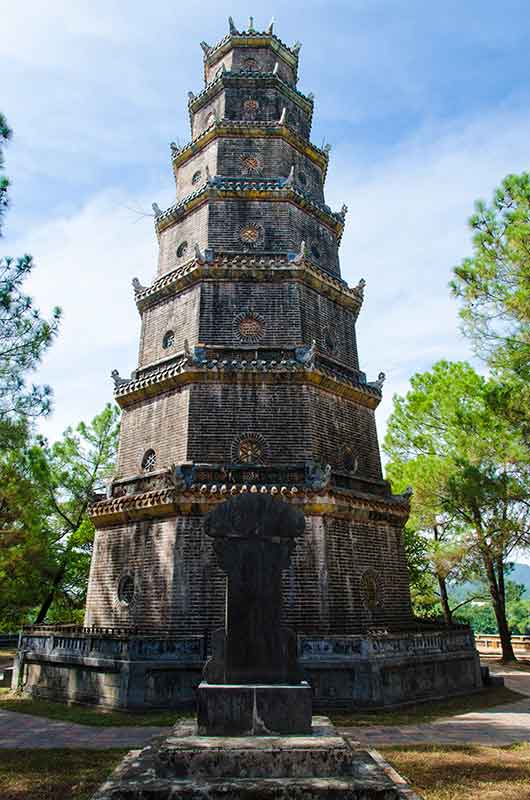 377 - Vietnam - Hue - pagoda Thien Mu